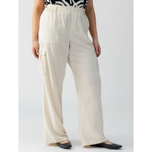 Sanctuary Pants - NWT SANCTUARY SURPLUS Relaxed Reissue Cargo Standard Rise Pant, Birch